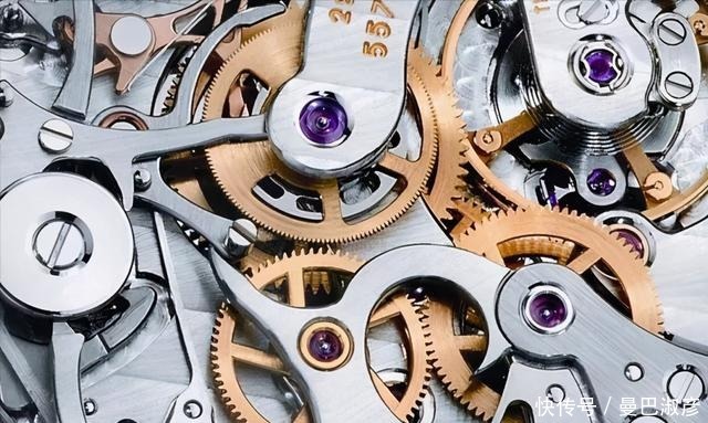 突然发现机械表不走了，你可以尝试这样做，确定问题后就好解决了