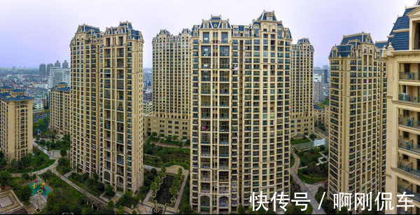 楼间距|售楼表哥透露,买房别光顾着选楼层,这3点挑错,楼层再好也被坑