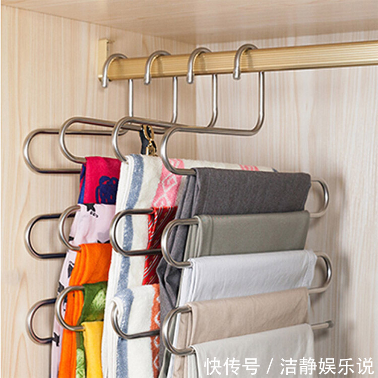 晾衣杆|难怪嫂子是干过家政的，晒衣服从不用衣架，那样做，邻居效仿