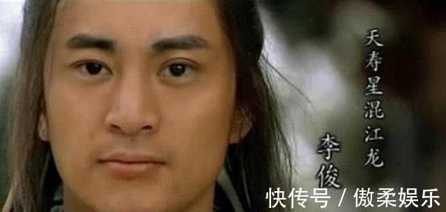 阎婆惜!宋江三次让寨主之位,2人不接受,接受的那个人没多久就丢了小命