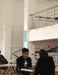 |搞笑GIF:这你都跳不上去,怎么捉老鼠