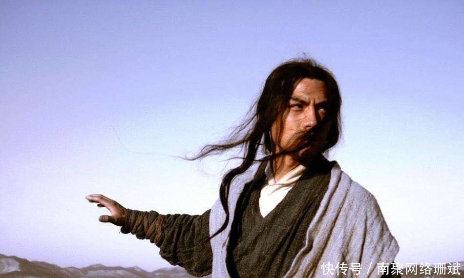 卢俊义先后三次被忽悠,每次都有人提醒他,就是不听