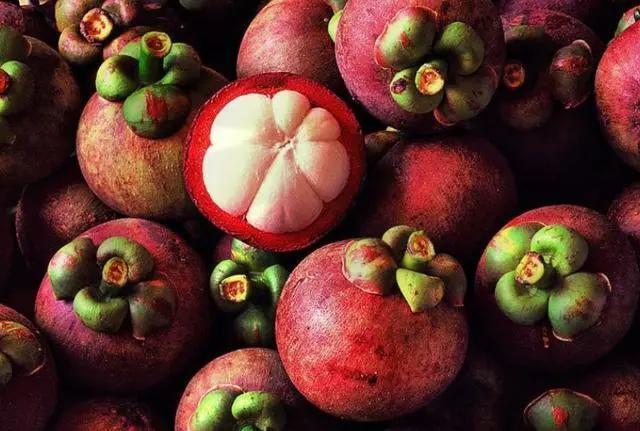 椰枣|立夏后,建议大家5种水果敞开吃,比抽烟喝酒强,营养极高