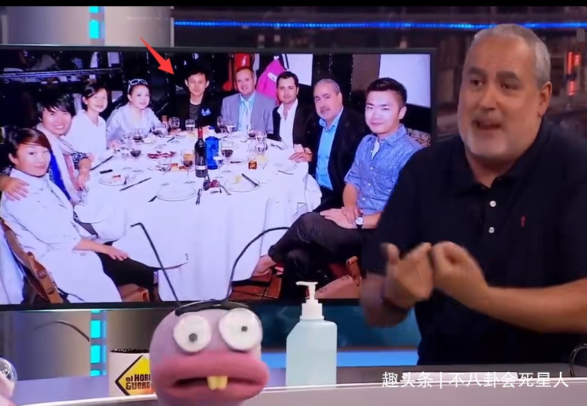 何炅|离开了滤镜的何炅长这样，《快本》抄袭被国外公开处刑，太丢人！