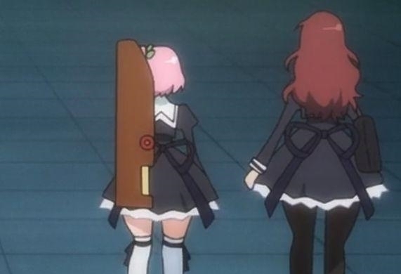 强袭魔女|腿部细节“工匠精神”!这部十月新番观众直呼懂人心!