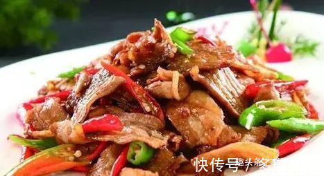 青椒|美食推荐椒盐排骨，鱼香茄子，豆腐干肉丝，红烧猪头肉的做法