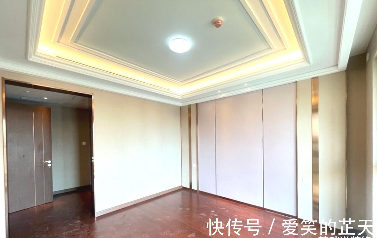 简约|期待已久的精装房终于交钥匙了，简约清爽，买完家具就能拎包入住