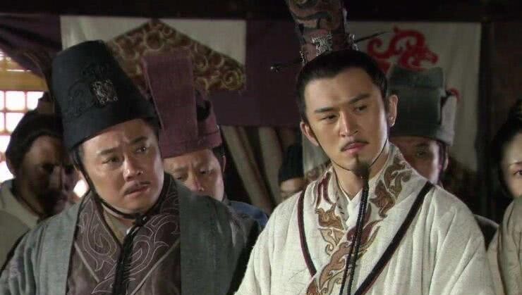 无人|俗语:“贫居闹市无人问”,还有另一句,十分现实,但很有道理