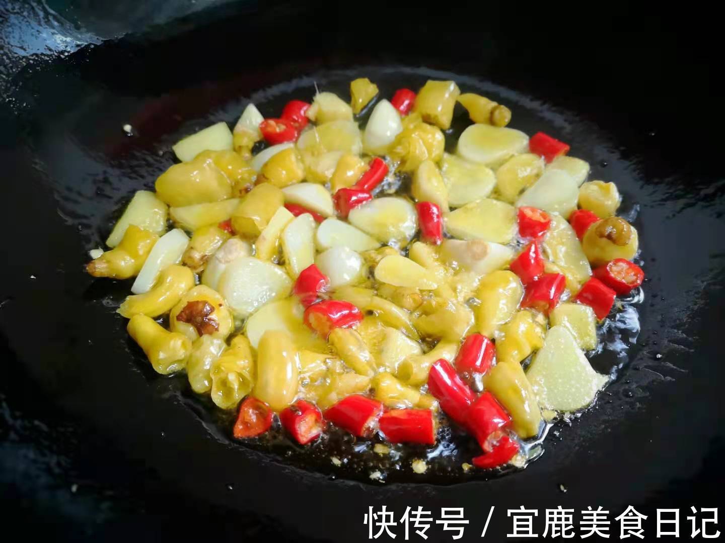 鸡肠|夏天,吃鸡鸭鱼肉不如吃它,5元一斤,入口鲜香又好做,特解馋