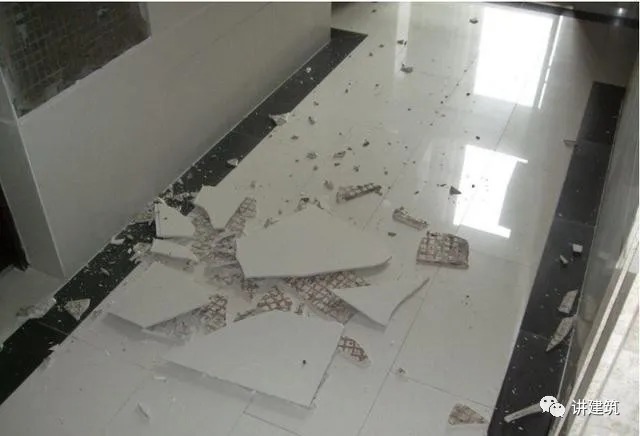 瓷砖|老公坚持要给全屋贴瓷砖,入住不到一年就后悔了,真想拆了重新装