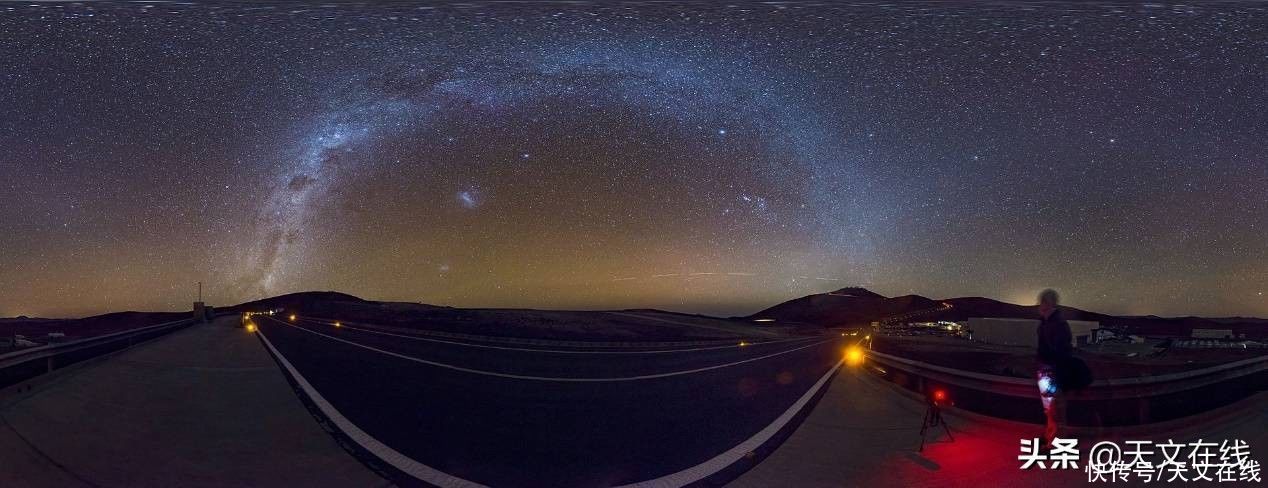 科学家 科学家发现新星系，很是奇怪，神似战斗机形状