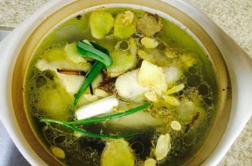 子宫肌瘤最怕这“6物”，每天换着吃，助你排毒消瘤，子宫更健康
