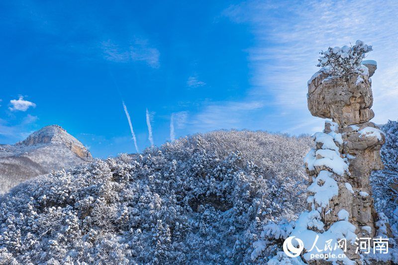 河南焦作云台山：皑皑白雪如临仙境