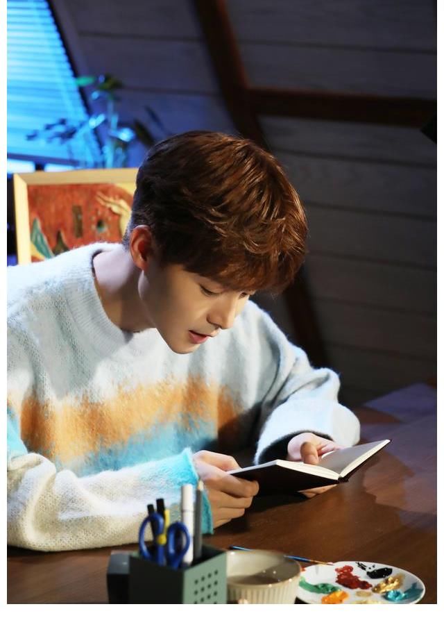 马天宇《月光书房》暖心开播 用声音重启书架上的浪漫