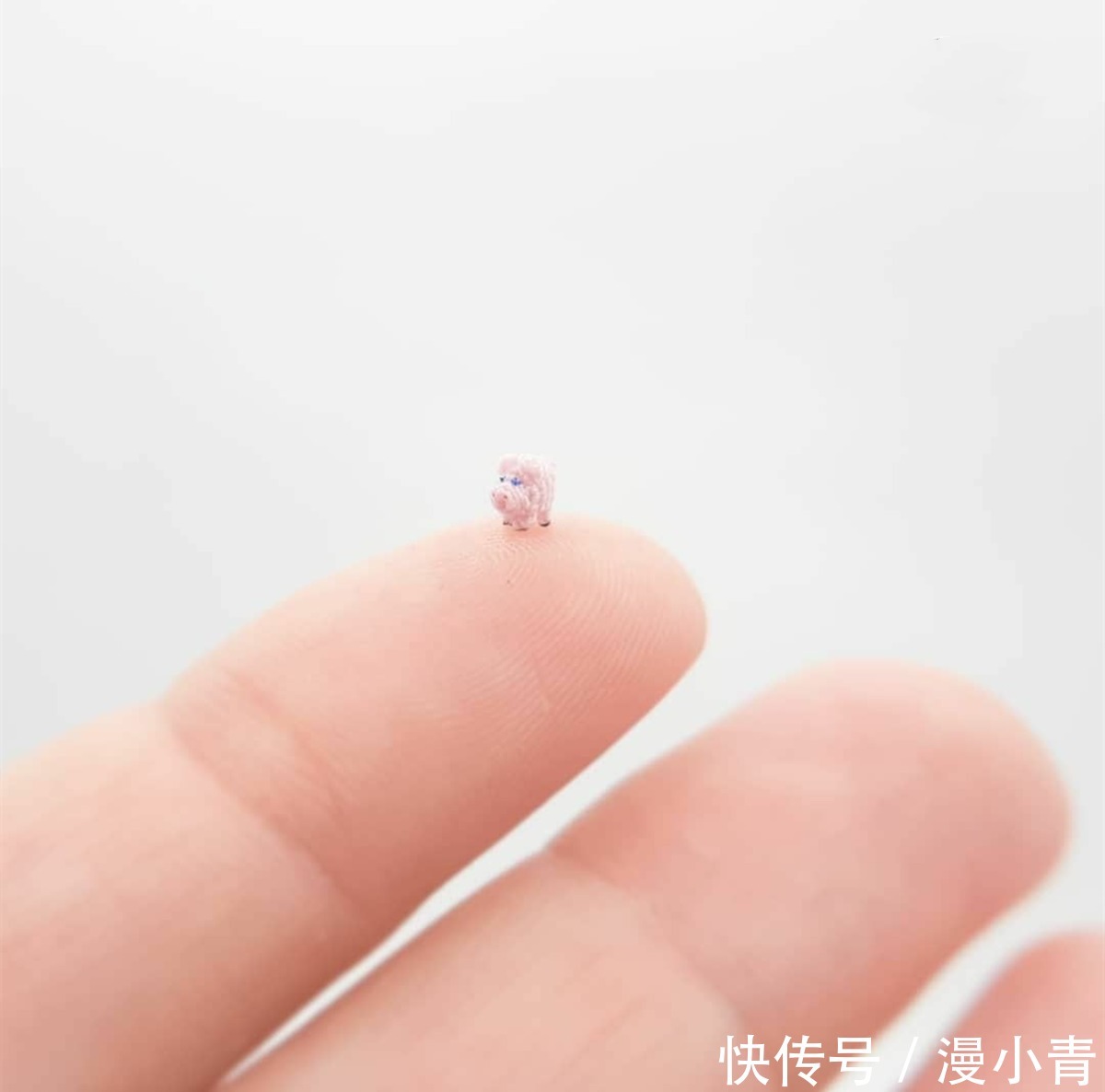 二次元&毛线也能织出袖珍艺术品,看到这些二次元造型,这毛衣针有多细呢