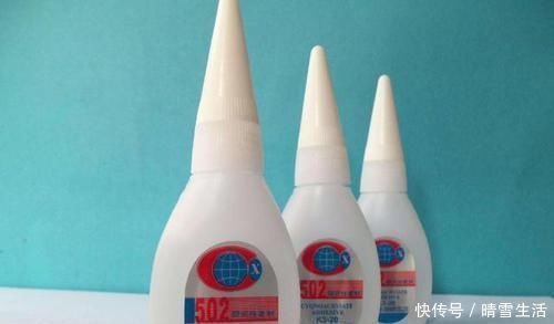 医生|3岁男童误将502胶当滴眼液,幸好妈妈及时处理,医生也为她点赞