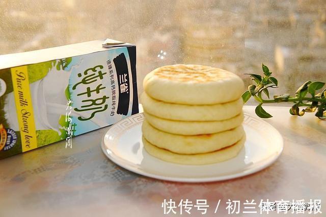 发面饼|一杯面粉半杯奶,孩子迷上这早餐饼,比包子简单,比油条健康