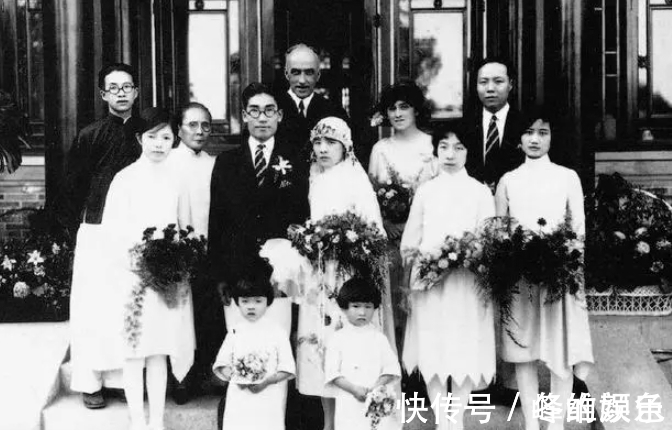 徐志摩@被鲁迅瞧不起,被林徽因怼,为何同时期的文人,都讨厌冰心?