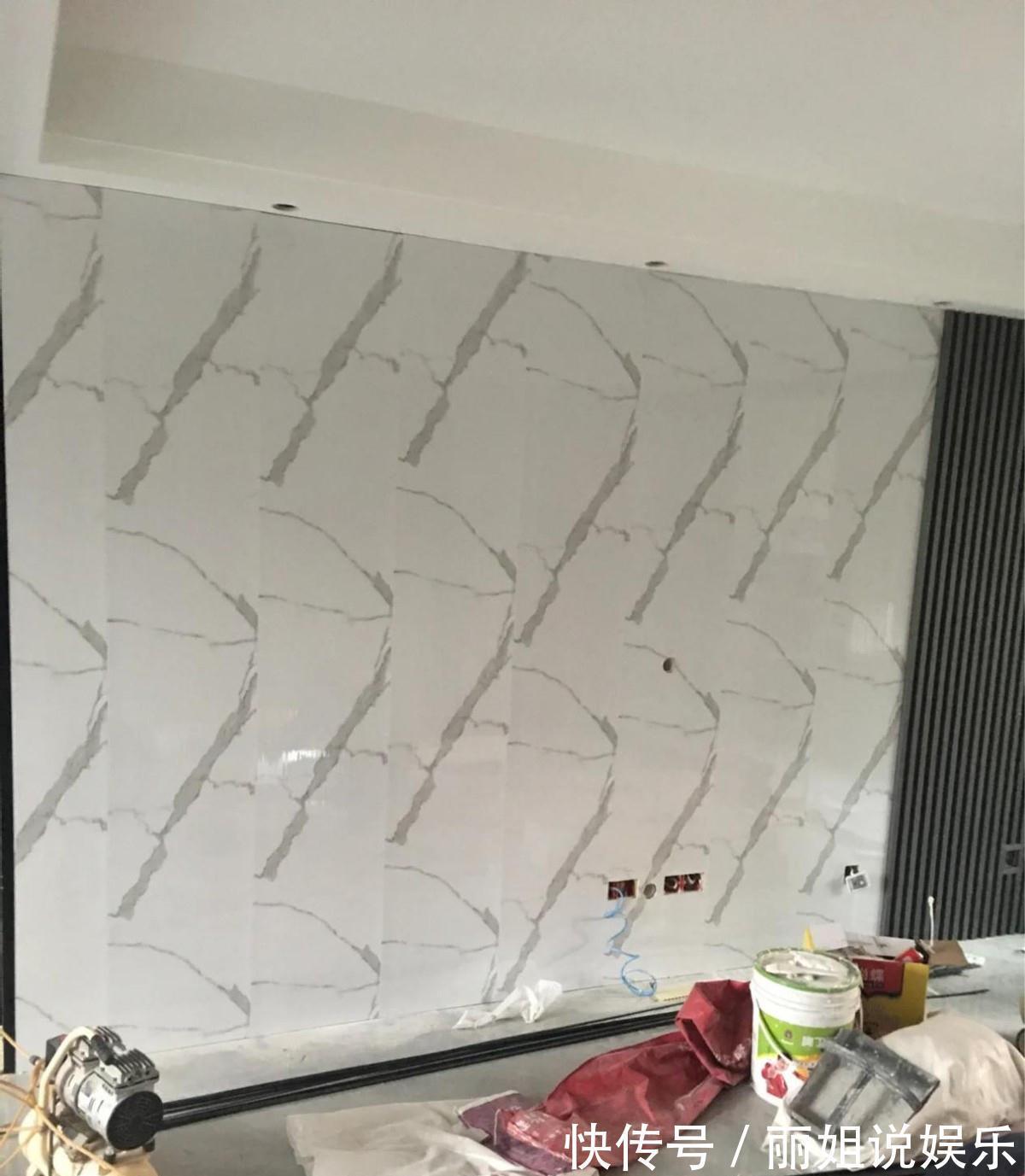 客厅式|房屋装修,为什么不听父母劝坚持“6不装”?答案:住着舒服