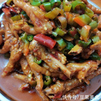 三奈|香辣凤爪做的对，脆嫩满足又美味