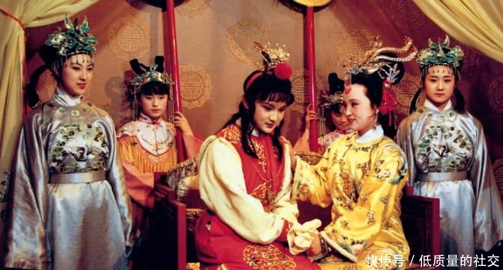 元春封妃,省亲时却6次落泪,将皇宫称为“不得见人的去处”