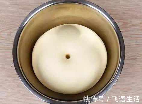 冬天发面有技巧,教您一招,30分钟发满盆,蒸出的馒头松软又香甜
