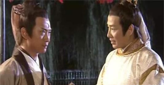 周杰|《还珠格格》播出23年后,有人回味“舌吻”,周杰却活成了自己