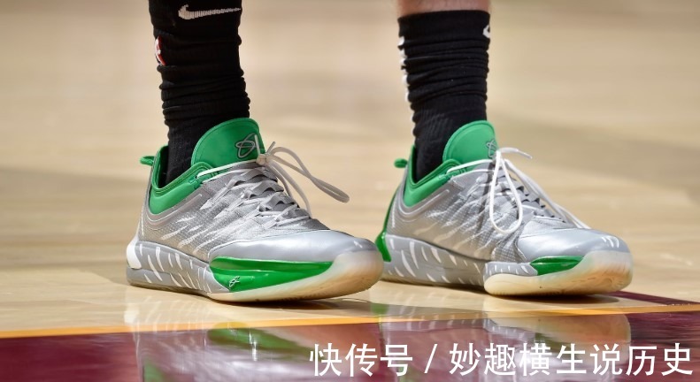 stash 球鞋上脚回顾！威廉姆斯上脚匹克，加里纳利上脚Adidas！