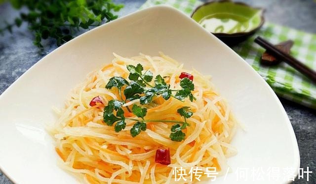 下饭|土豆丝这样凉拌,酸辣爽口,不油腻,步骤简单,好吃下饭!