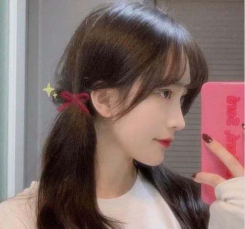 这3种发型女生自认为很好看,实际上发际线上移,变成秃头小宝贝