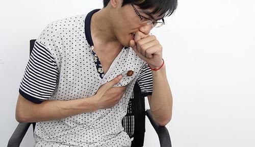 枇杷|常见的3种食物，被称为肺部“清洁工”，经常吃一些，肺或会变好