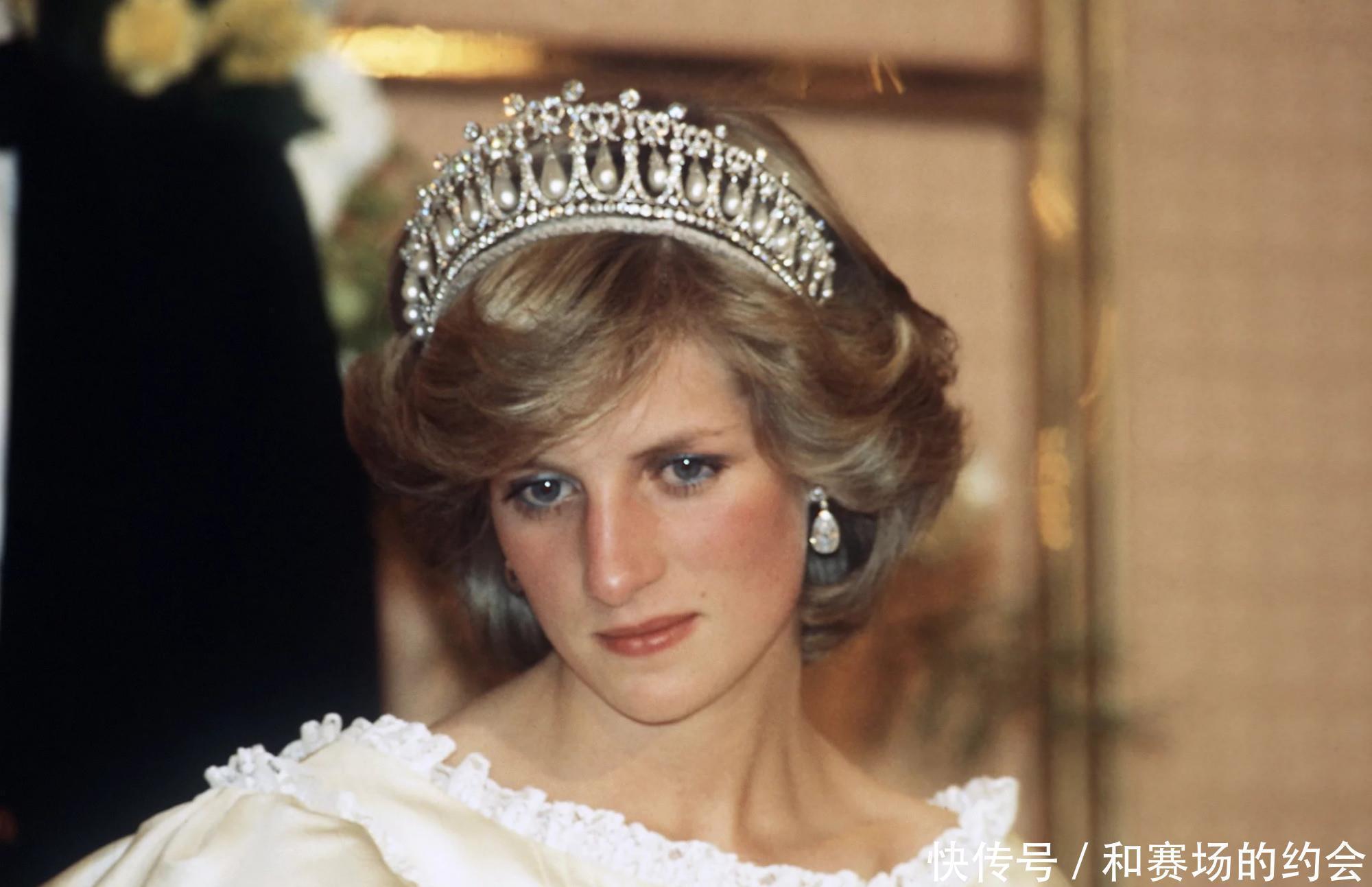 风华正茂的美人与珠宝更配“英伦玫瑰”戴安娜戴珠宝的样子真美