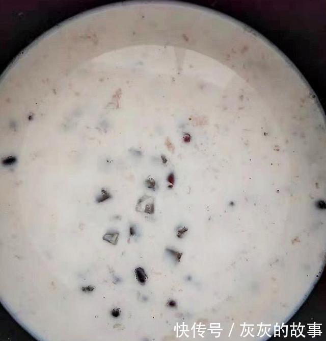 紅豆和它一起煮,女人常吃,皮膚白皙無色斑,像剝了殼的蛋