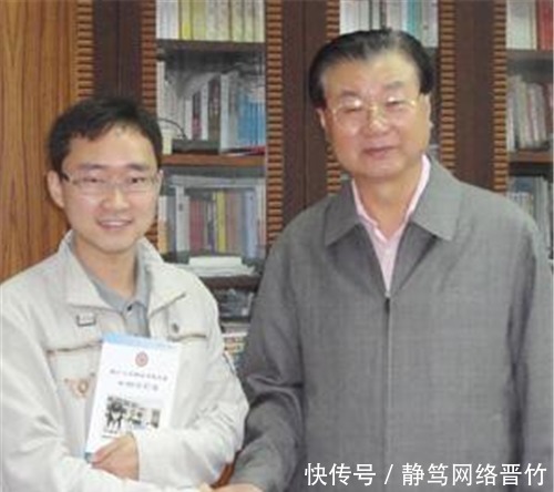 他用甲骨文参加高考，作文仅得6分却被名校破格录取，如今怎样？