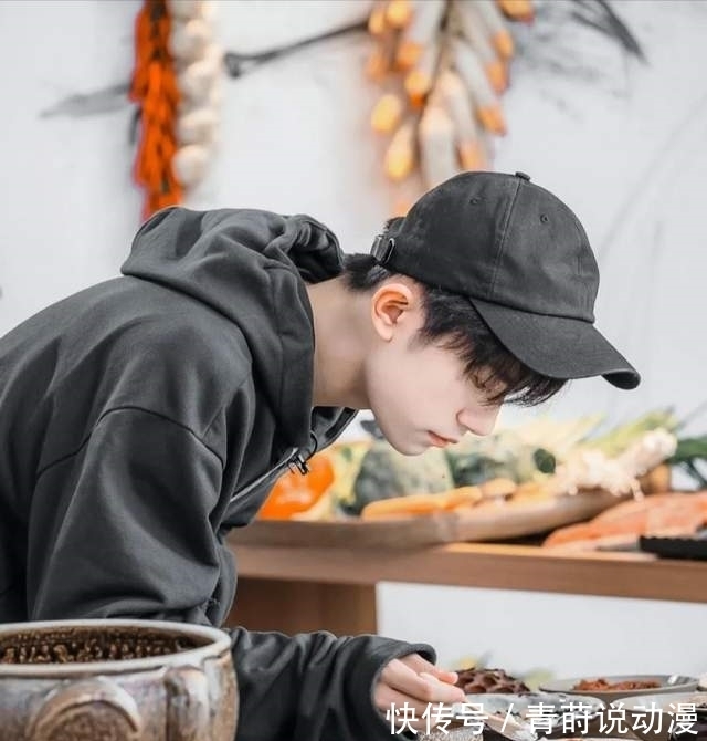 王一博|當龔俊、楊洋、肖戰、王一博等男星開始下廚,你最想吃誰做的飯?