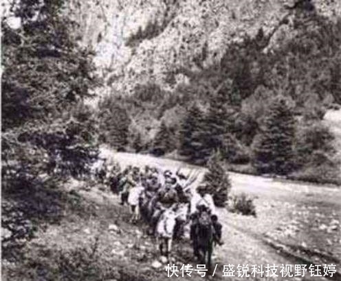 警卫员|西北平叛牺牲最高军官，5500米遇敌，被美制狙击枪连警卫员一起击穿