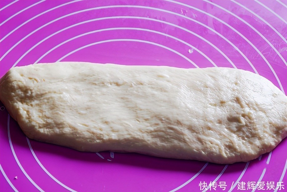 炸油条|家常炸油条,不放泡发粉不用牛奶,教你1招,油条蓬松酥脆还鼓泡