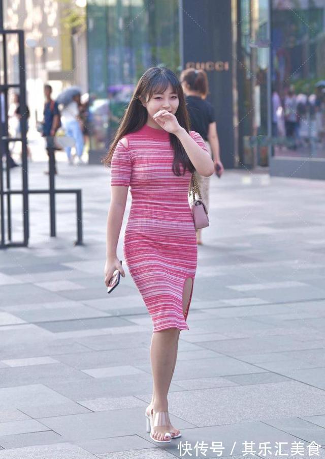 穿搭 针织连衣裙如何穿搭和选择?分享小窍门,让你轻松成为时尚达人