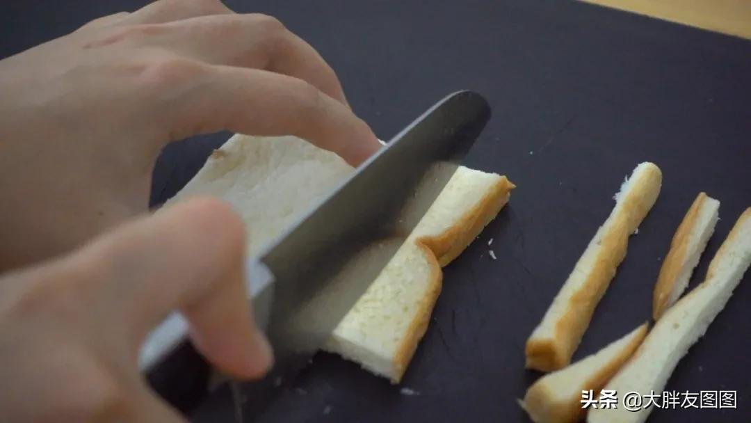 你有香蕉吗？别放过这个食谱，不要烤箱，你会迷上这样吃