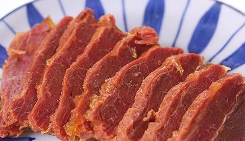 甘油三酯|查出高血脂，就与肉无缘了？医生：真正该少吃的食物，并非是肉