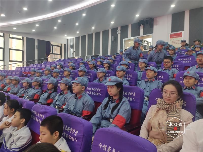 红色|演唱红色经典,传承“一二?九”精神!市实验学校紫冰花合唱团首演