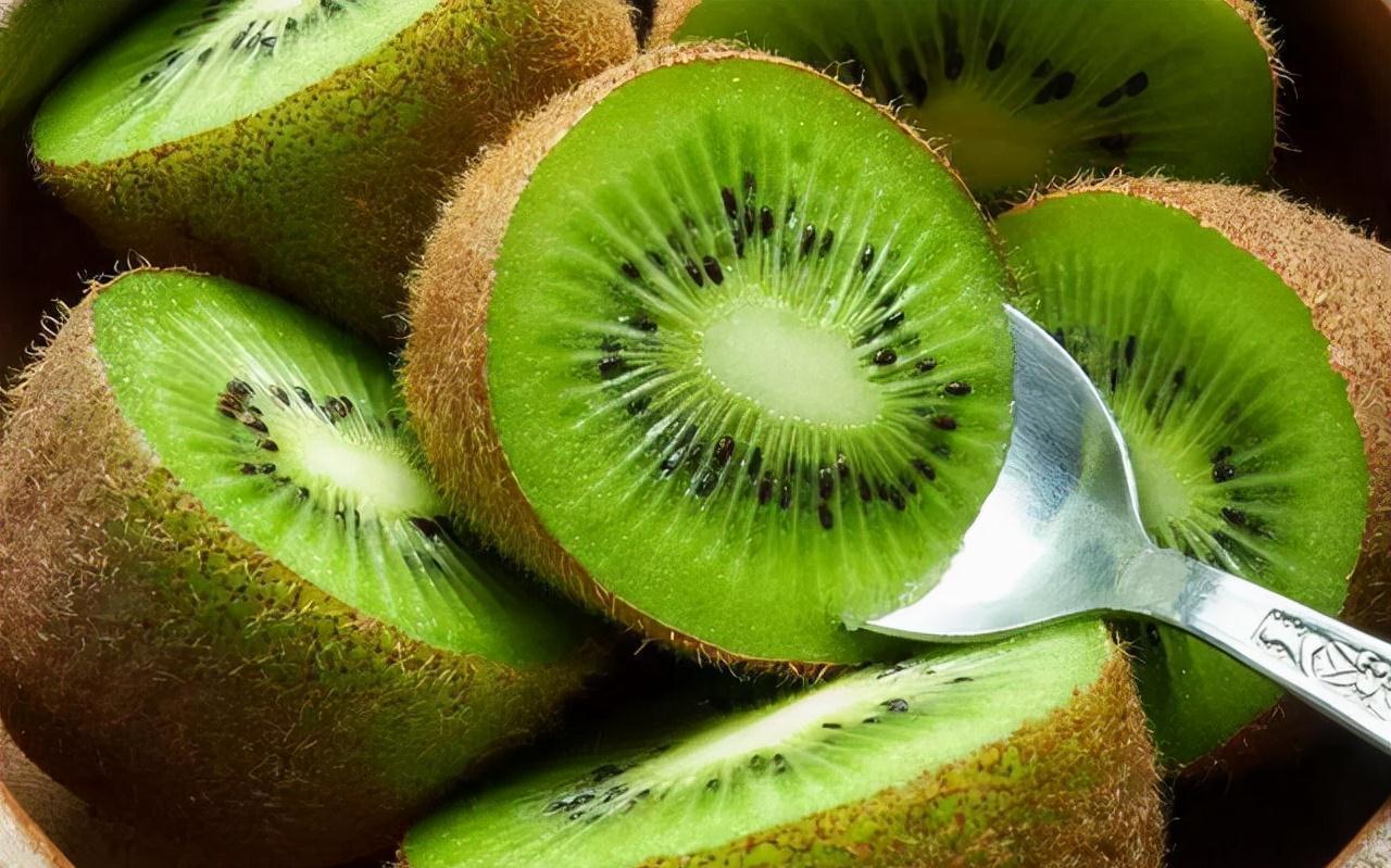 化学物质|高血压不能碰“洋葱”?医生建议:想要血压平稳,4种食物可常吃