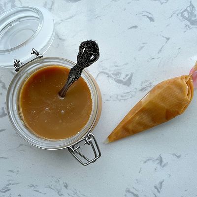 流心月饼|焦糖流心凤梨月饼