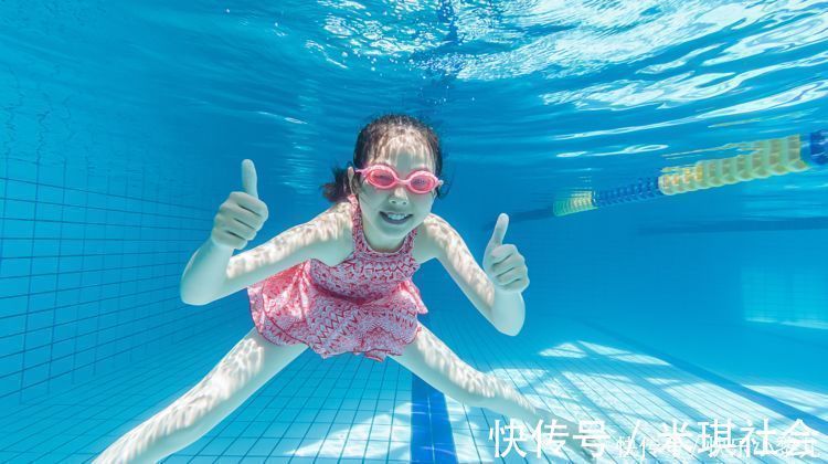 花费|让娃运动一年花费2.2万?贵却值得,运动让孩子既聪明又快乐