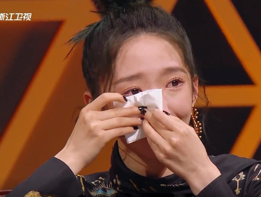 恭喜孟美岐退出《天赐的声音》第二季！