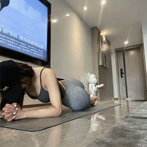 cindy|E杯胸、蚂蚁腰、蜜桃臀三连击!这个99年国产健身女神简直太撩了