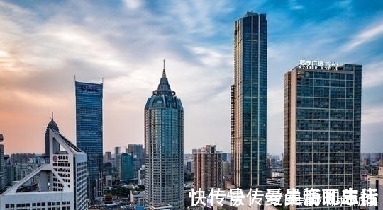 开发商|买房时,别急着交首付,专家:先弄清楚这4件事,才不会吃亏