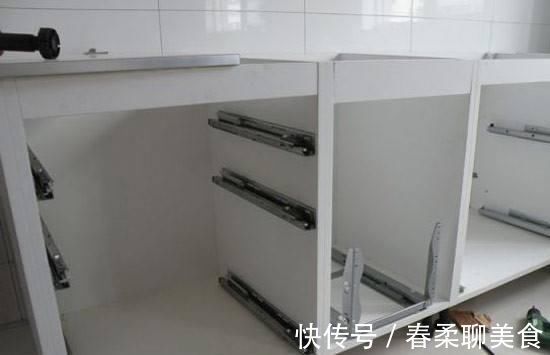 厨房|厨房装修不要再买橱柜了,越来越多人这样设计,省钱好用寿命又长