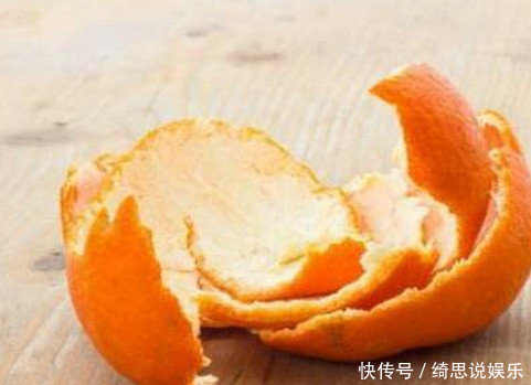 冬天手脚干裂有裂口,用这个小妙招,皮肤变得又白又嫩