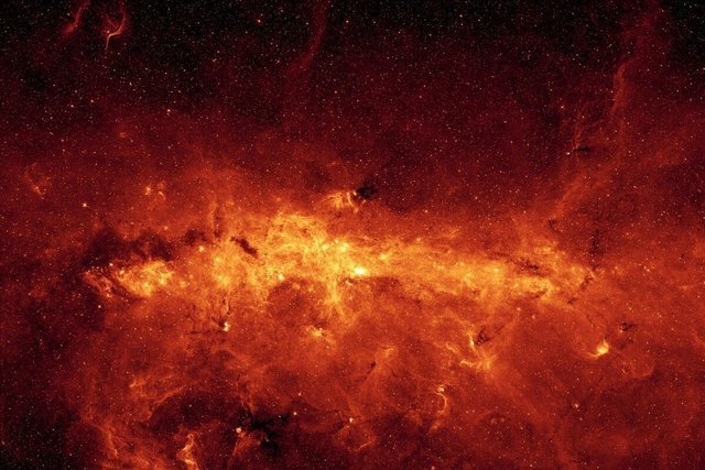 夜空 太阳下山后,夜晚的天空是黑的,真的是因为太阳落山的原因吗?